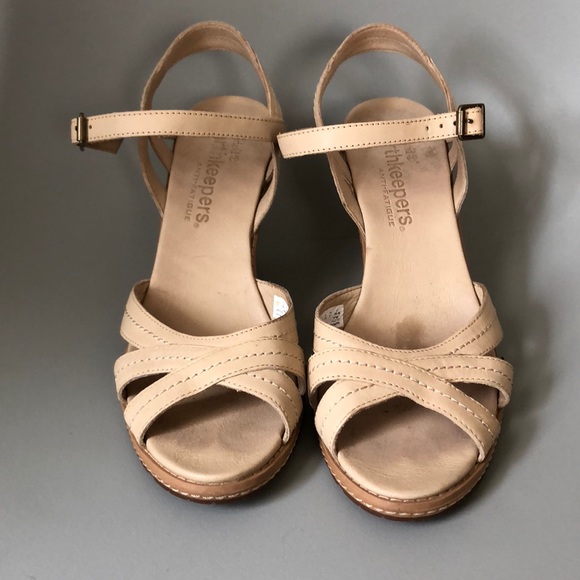 nude wedge slides